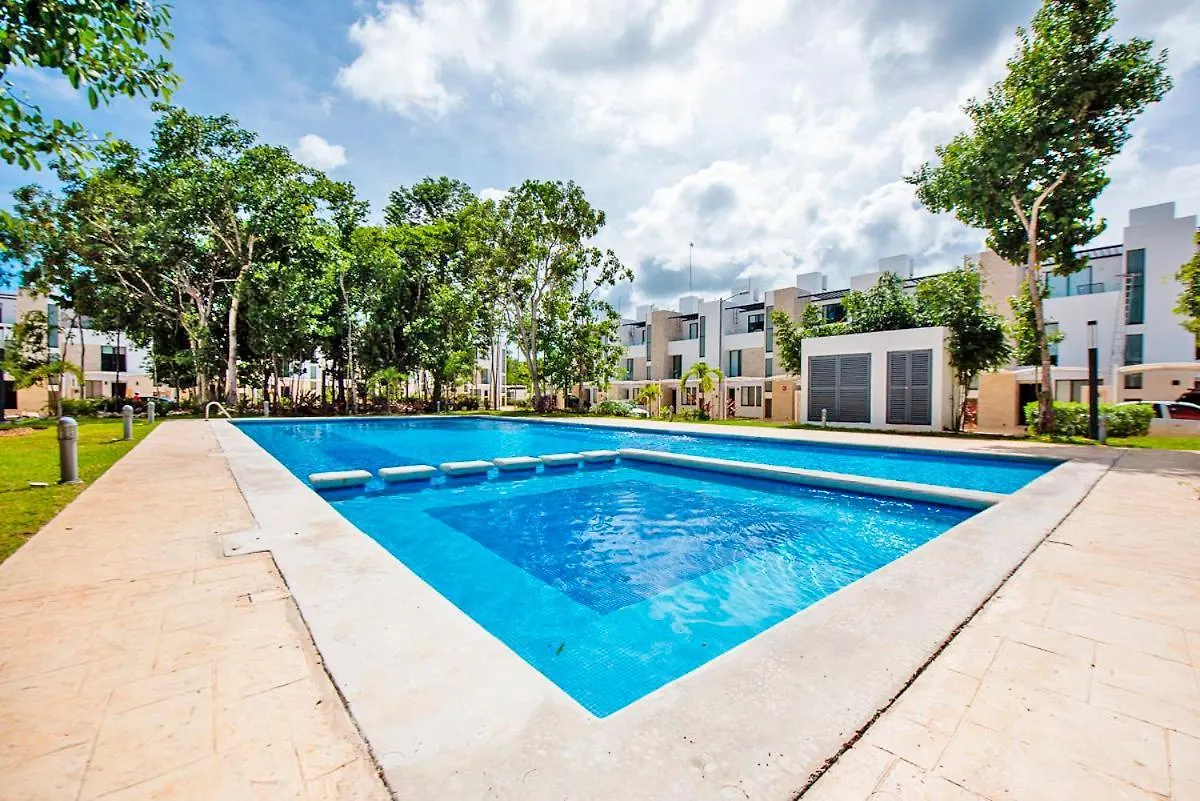 Holiday home Charming & Comfortable House, 15 Min To Downtown Playa del Carmen